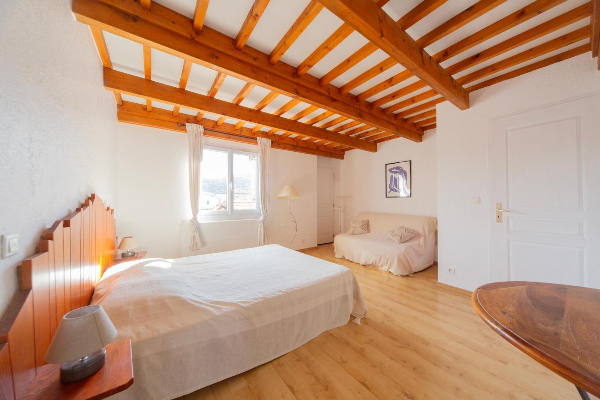 Panda Home Quincié-en-Beaujolais Екстериор снимка